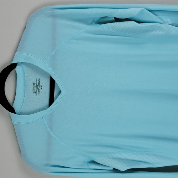 - Patagonia performance baselayer top Sz XL - Picture 2 of 8